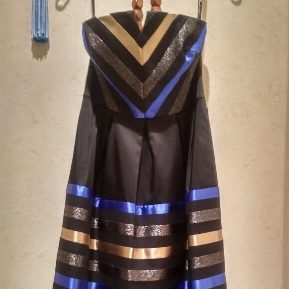 Shoshanna Size 2 Tea Length Gown - Picture 2 of 6